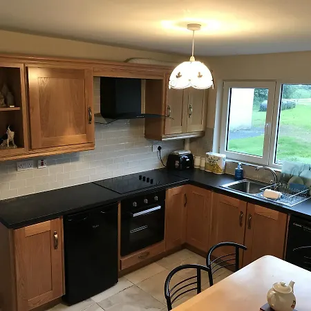 “the Cottage” Ballyhemikin Ardfert * Ardfert